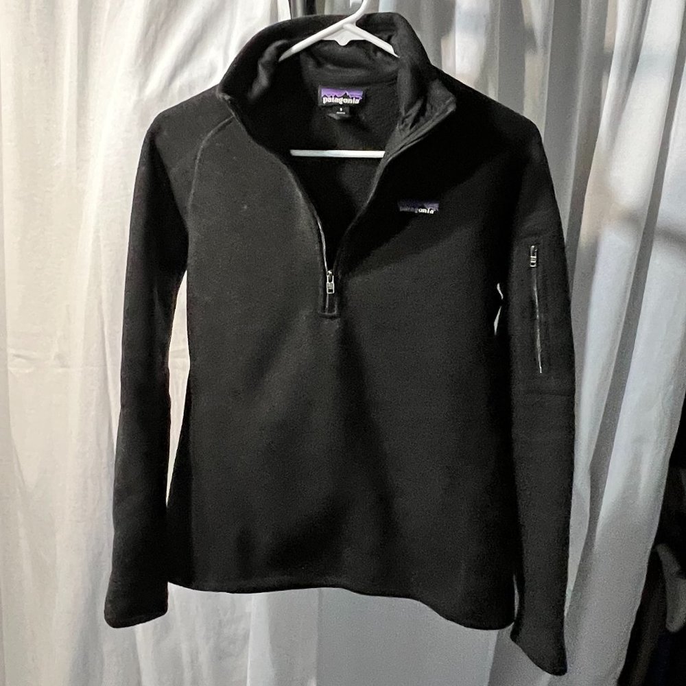 Charcoal Patagonia Quarter zip